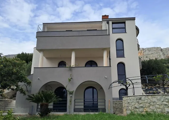Suhi Potok Apartment