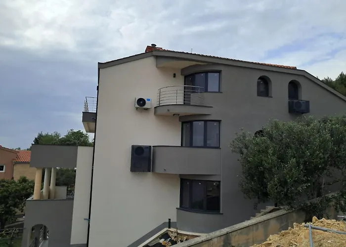 Suhi Potok Apartment