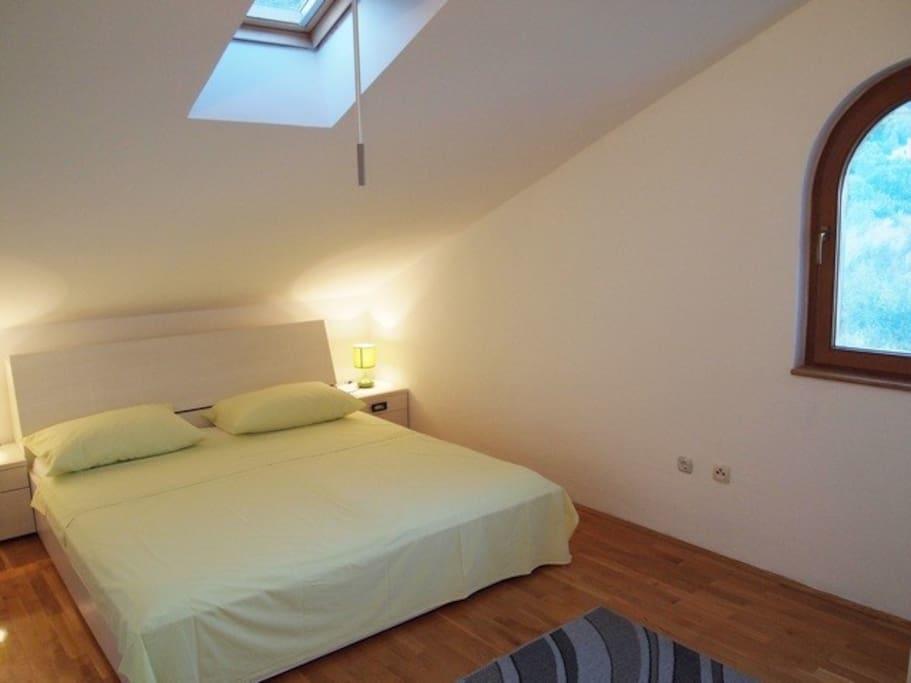 Suhi Potok Apartment